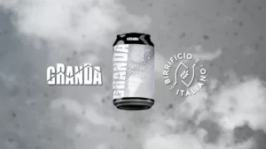 La lattina di Nebbia Padana, birra artigianale collaborativa tra La Granda e il Birrificio Italiano