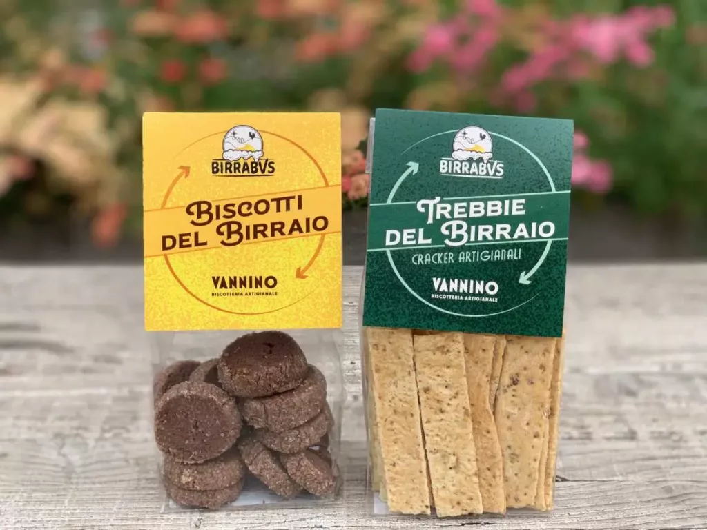 Confezione di biscotti e cracker del birraio di Birrificio BVS e Biscotteria Vannino