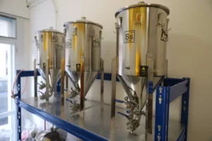 Attrezzatura per la produzione di birra artigianale 6